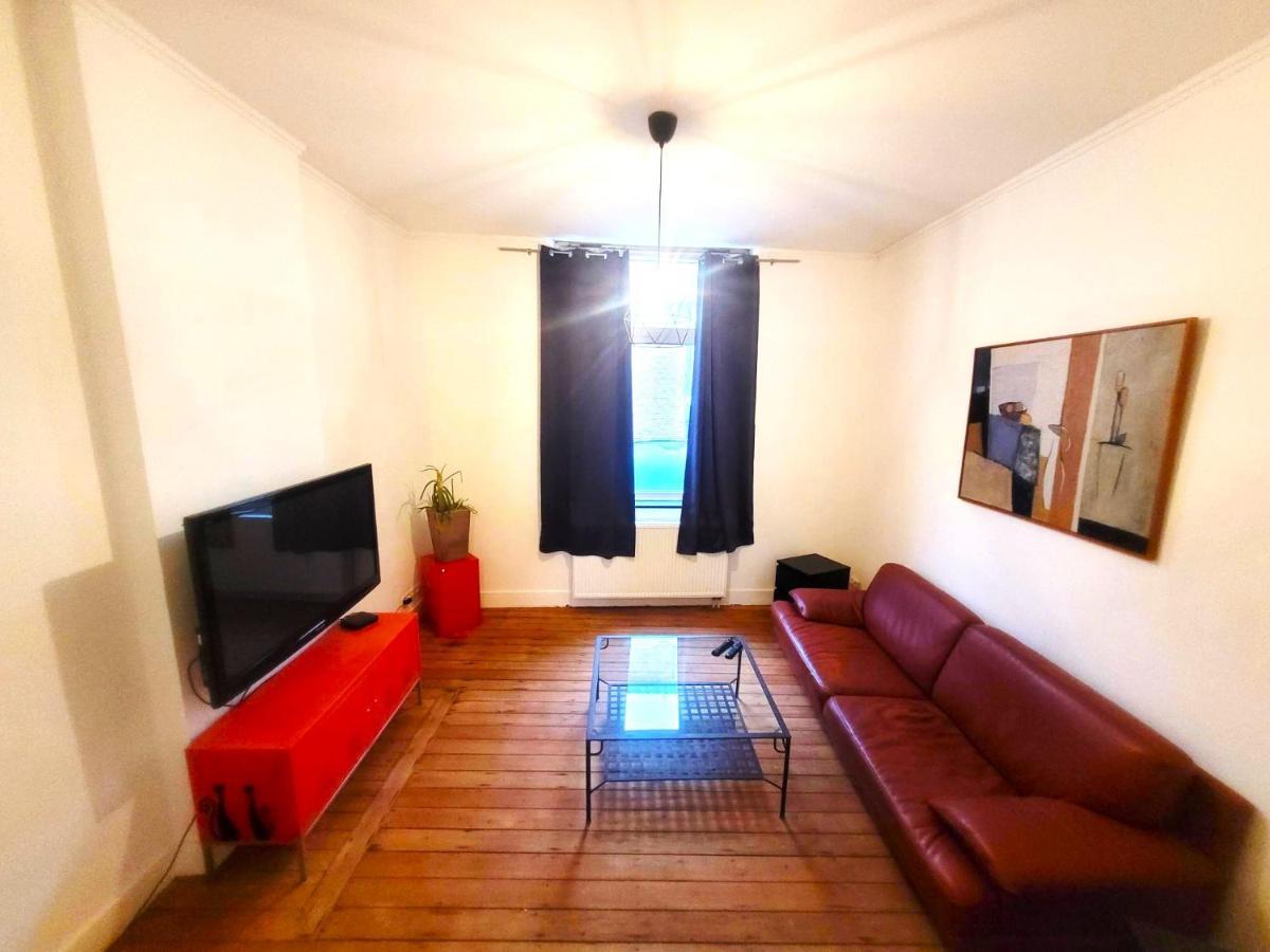 Au Logement Mosan Намюр Екстериор снимка